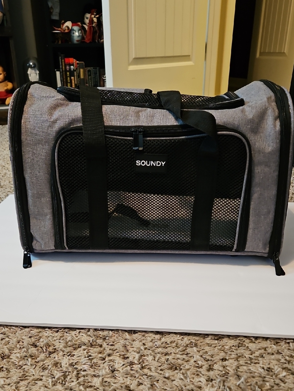 SOUNDY Gray Pet Carrier Tote with Mesh Panels